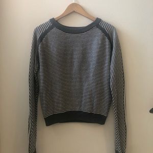 Lulu Lemon Pull Over Sweater 6